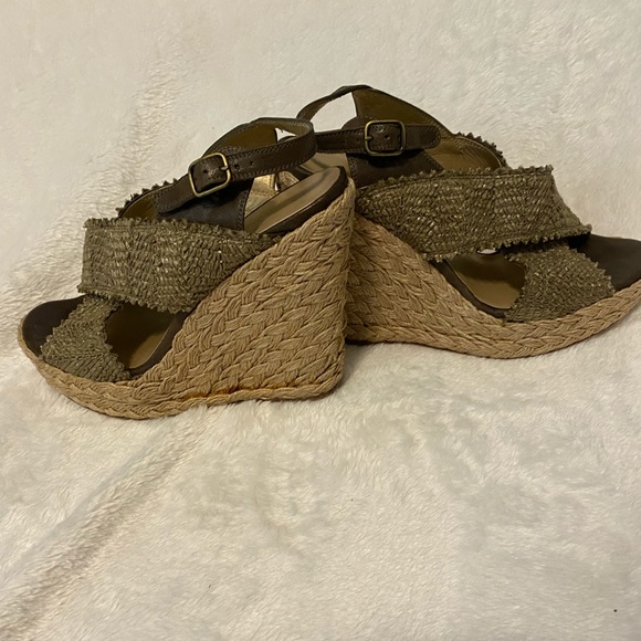 Stuart Weitzman wedge - Picture 2 of 5